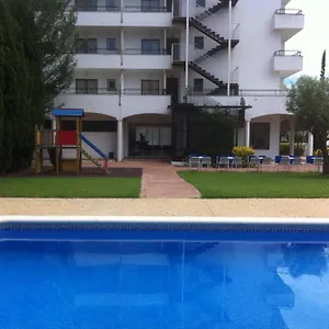 https://bay-hotel.topcostabravahotels.com